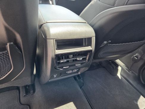 Used 2025 Jeep Grand Cherokee Laredo X w/ Luxury Tech Group I RWD image 7