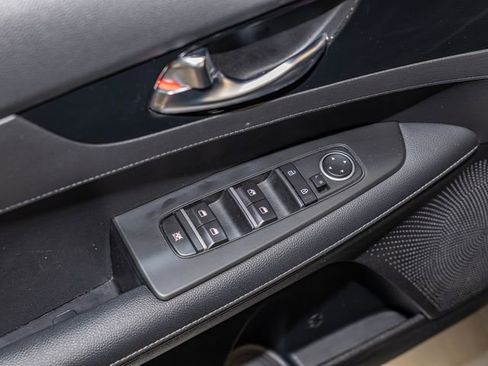 Used 2024 Kia Forte GT-Line FWD image 14