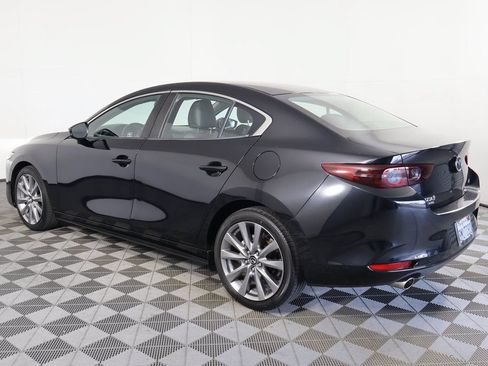 Used 2020 MAZDA MAZDA3 AWD Sedan w/ Select Package image 6