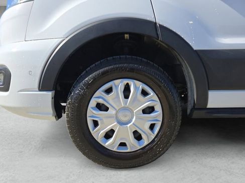 Used 2023 Ford Transit 350 XLT image 23