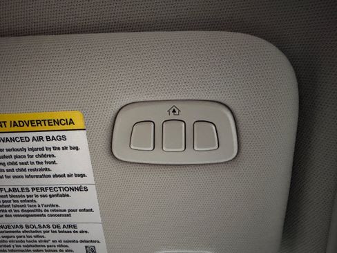 Used 2025 Ford Explorer Platinum w/ Ultimate Package AWD/4WD image 28
