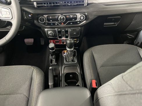 Certified 2025 Jeep Wrangler Unlimited Sport S 4xe image 16