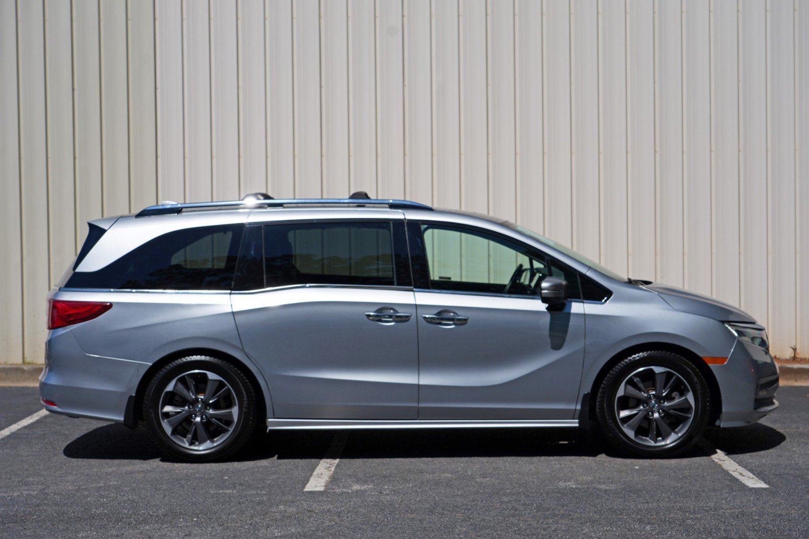 Used 2021 Honda Odyssey Elite image 56
