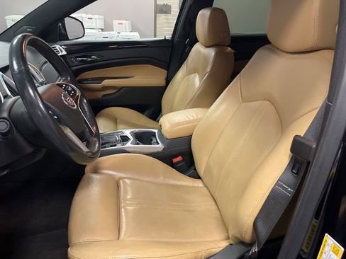 Used 2015 Cadillac SRX Luxury w/ Driver Awareness Package image 18