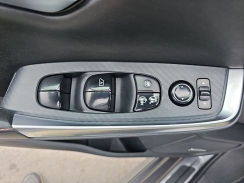 Used 2022 Nissan Sentra SR w/ SR Premium Package FWD image 31