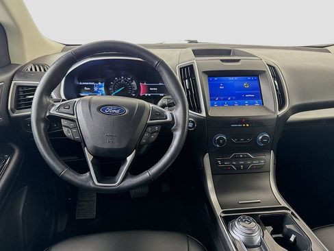 Used 2020 Ford Edge SEL image 19