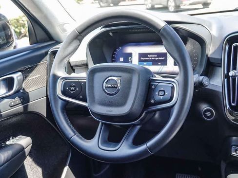 Used 2024 Volvo XC40 B5 Ultimate w/ Protection Package Premier AWD/4WD image 14