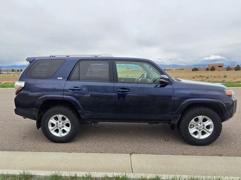 Used 2016 Toyota 4Runner SR5 Premium image 6