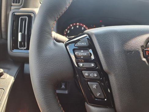 New 2025 Nissan Frontier PRO-4X w/ Pro Premium Package image 13