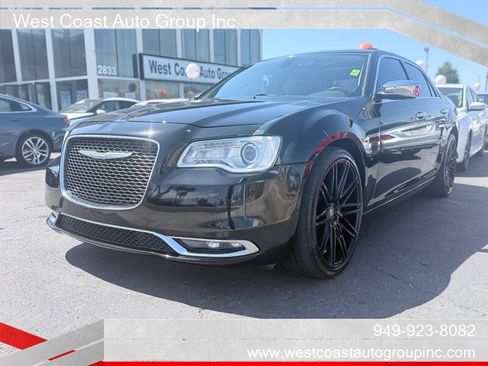 Used 2016 Chrysler 300 C RWD image 1