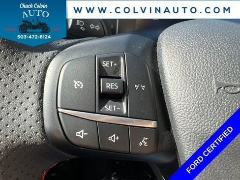 Certified 2025 Ford Escape ST-Line Select AWD/4WD image 20