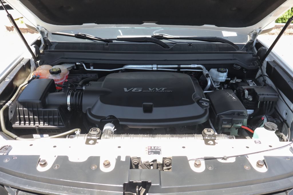 Used 2018 Chevrolet Colorado LT RWD image 12