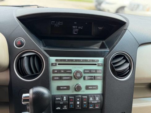 Used 2011 Honda Pilot EX image 18