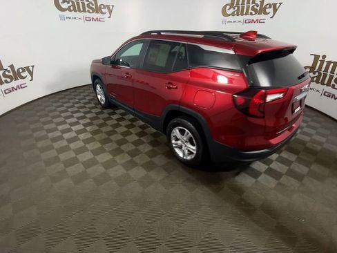 Certified 2024 GMC Terrain SLE w/ Driver Convenience Package AWD/4WD image 6