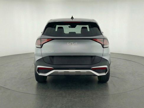 Used 2025 Kia Sportage LX image 7