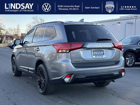 Used 2020 Mitsubishi Outlander AWD image 4