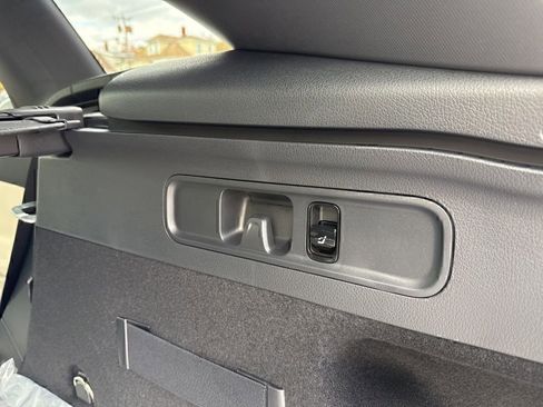 Certified 2026 Mercedes-Benz GLC 300 4MATIC image 30