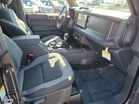 Used 2025 Ford Bronco Big Bend image 19