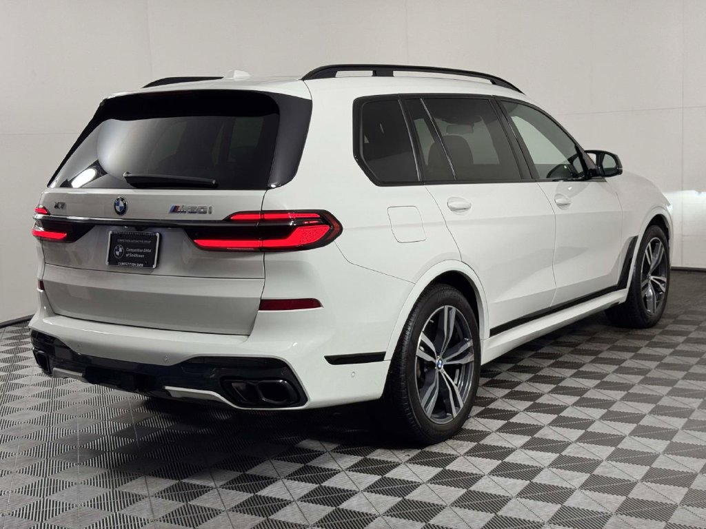 Used 2024 BMW X7 M60i w/ Executive Package AWD/4WD image 10