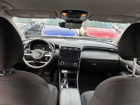 Used 2023 Hyundai Tucson SE image 17