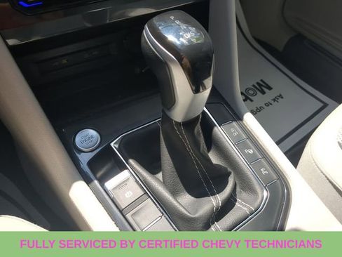 Used 2023 Volkswagen Tiguan SEL R-Line image 34