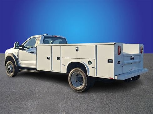 New 2024 Ford F550 4x4 Regular Cab Super Duty image 4