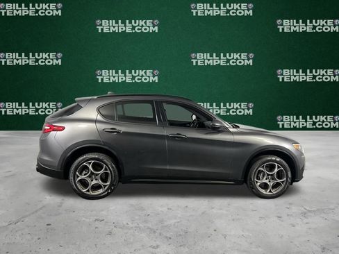 Used 2022 Alfa Romeo Stelvio Sprint image 4