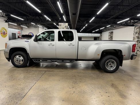 Used 2014 GMC Sierra 3500 SLT w/ Snow Plow Prep Package image 4