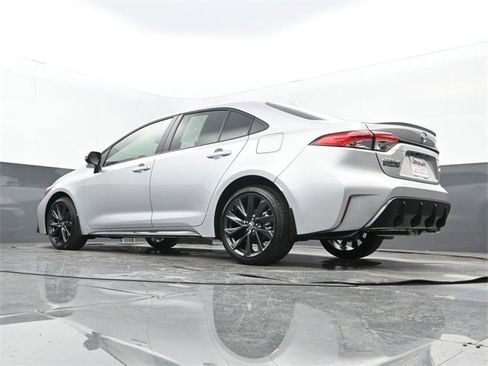 Used 2026 Toyota Corolla SE image 23