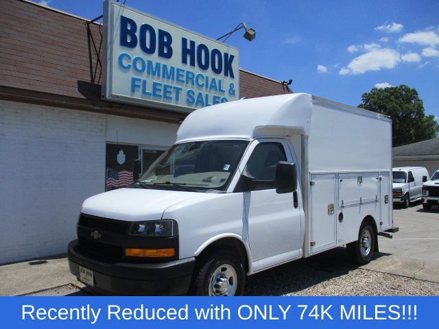 Used 2021 Chevrolet Express 3500 w/ Power Convenience Package RWD image 1