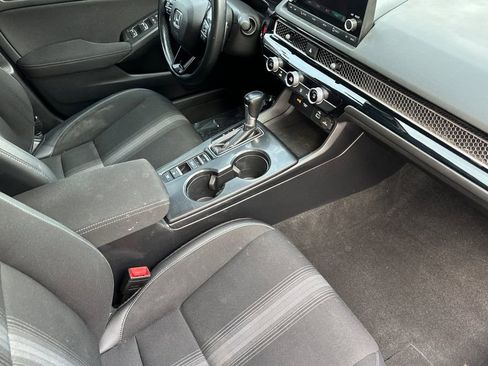Used 2023 Honda Civic Sport image 15