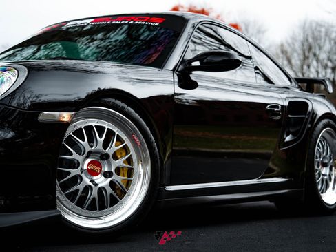 Used 2008 Porsche 911 GT2 RWD image 14