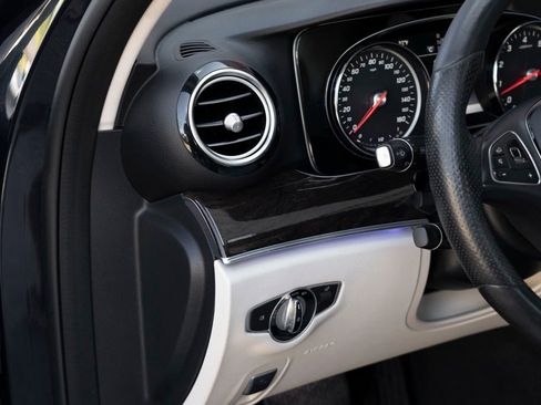 Used 2017 Mercedes-Benz E 300 image 18