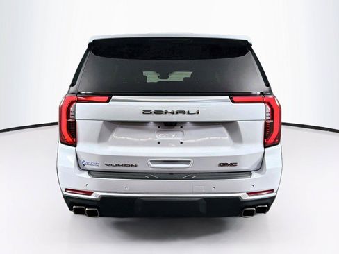 Used 2026 GMC Yukon XL Denali w/ Denali Reserve Package AWD/4WD image 10