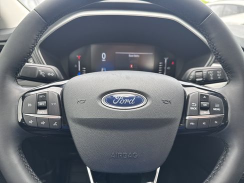 Used 2024 Ford Escape Active w/ Cold Weather Package FWD image 10