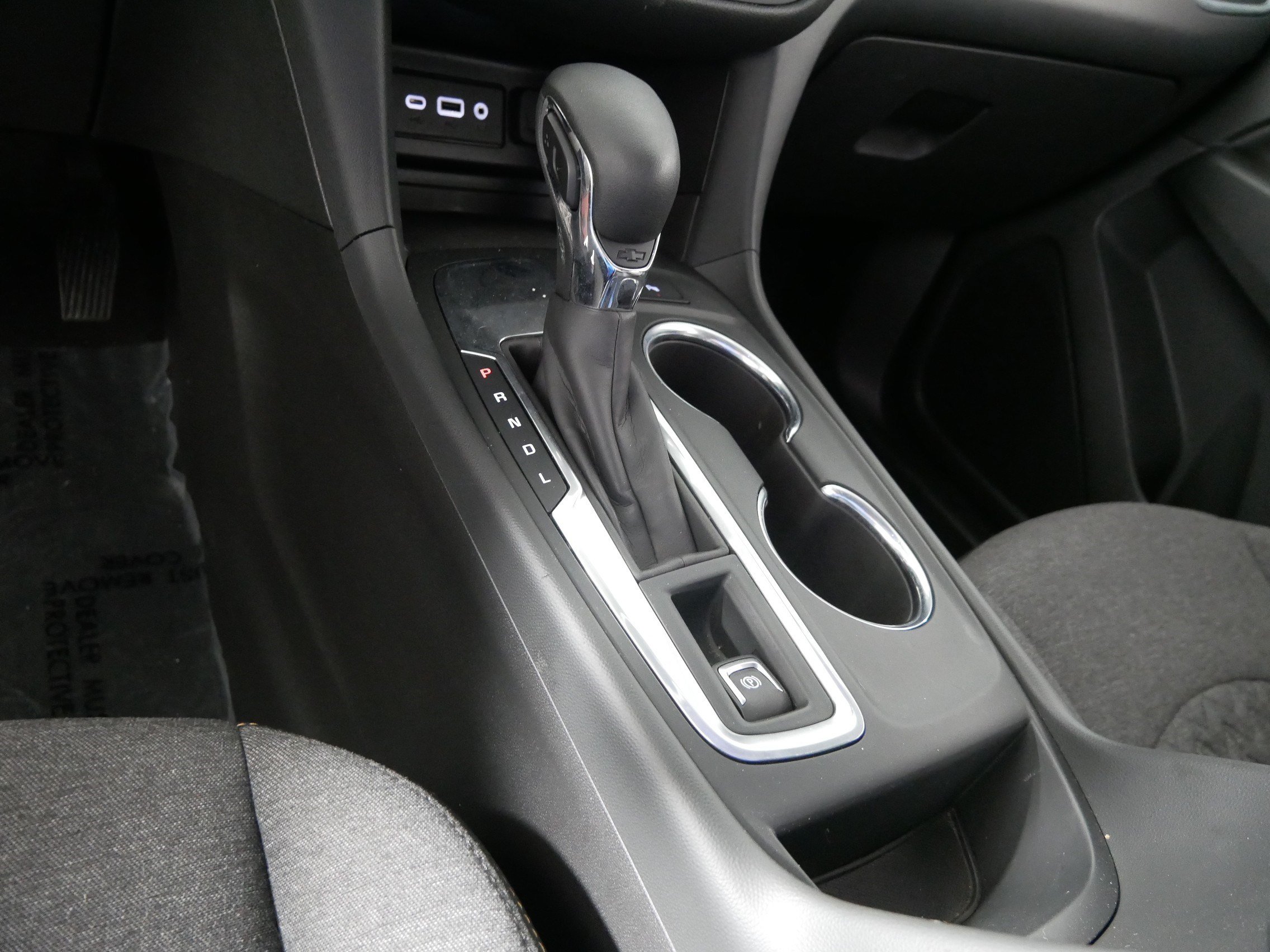 Used 2023 Chevrolet Equinox LT FWD image 24