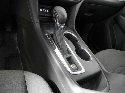 Used 2023 Chevrolet Equinox LT FWD image 24