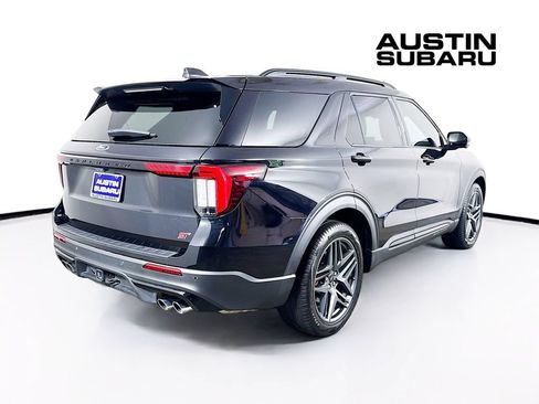 Used 2025 Ford Explorer ST w/ Sun And Sound Package AWD/4WD image 7