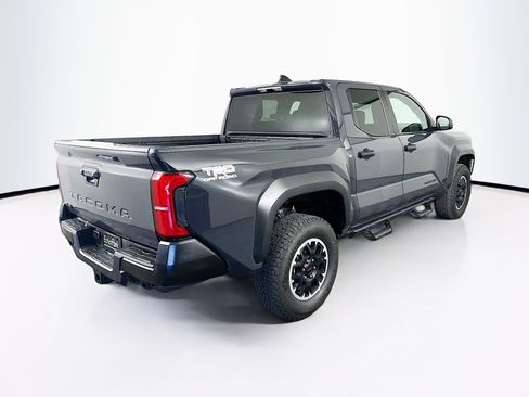 Used 2025 Toyota Tacoma TRD Off-Road image 10
