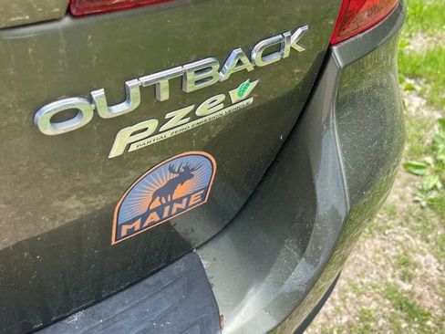 Used 2015 Subaru Outback 2.5i Limited AWD/4WD image 20