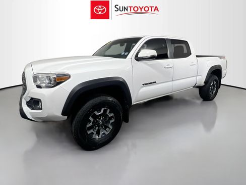 Used 2021 Toyota Tacoma TRD Off-Road image 9