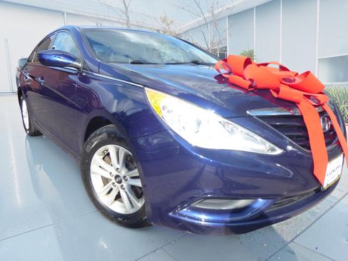 Used 2015 Hyundai Sonata Sport w/ Option Group 04 FWD image 1