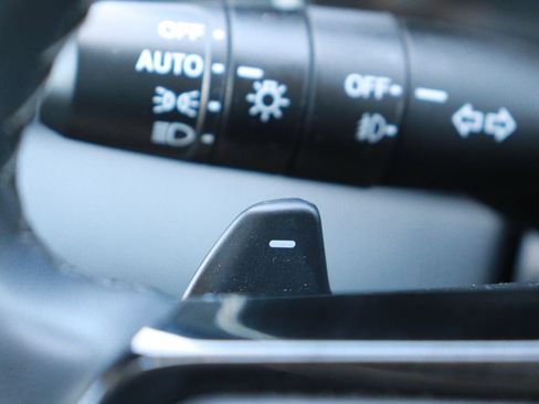 Used 2023 Honda Pilot Elite image 27