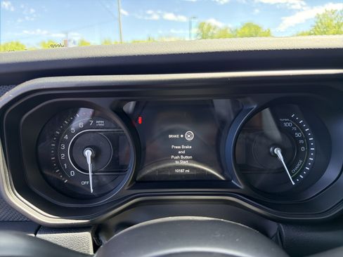 Certified 2025 Jeep Wrangler Unlimited Rubicon 4xe w/ Safety Group AWD/4WD image 37