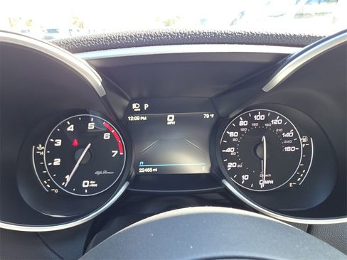 Used 2022 Alfa Romeo Giulia Veloce image 29