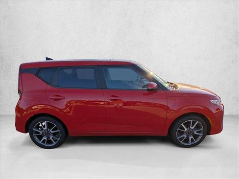 Used 2022 Kia Soul GT-Line FWD image 4