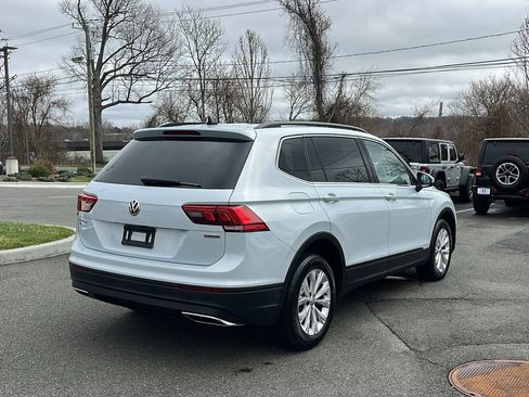 Used 2019 Volkswagen Tiguan SE image 3