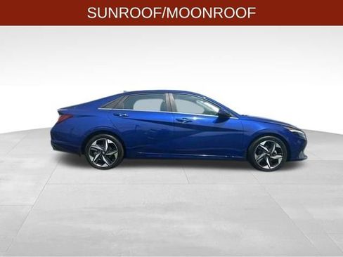 Used 2023 Hyundai Elantra Limited FWD image 8