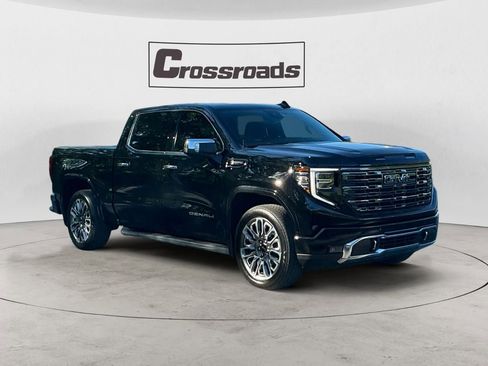 Used 2024 GMC Sierra 1500 Denali Ultimate AWD/4WD image 7