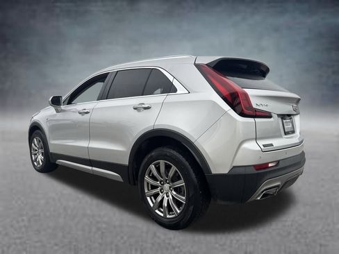 Used 2019 Cadillac XT4 Premium Luxury w/ Cold Weather Package image 6